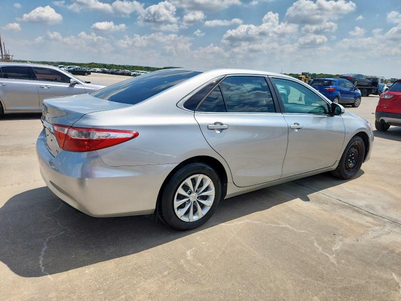 4T1BF1FK9GU542234 - 2016 TOYOTA CAMRY LE 银色 照片 3
