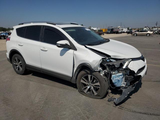 JTMRFREV3HD209557 - 2017 TOYOTA RAV4 XLE WHITE photo 4