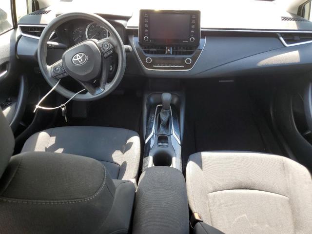 5YFEPMAE5MP268637 - 2021 TOYOTA COROLLA LE ვერცხლისფერი ფოტო 8