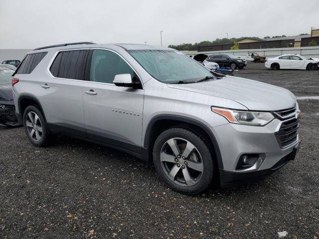 1GNEVHKW2KJ237780 - 2019 CHEVROLET TRAVERSE LT SILVER photo 4