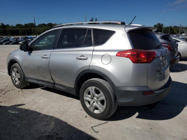 JTMBFREV3FD114057 - 2015 TOYOTA RAV4 LE SILVER photo 2