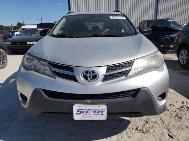 JTMBFREV3FD114057 - 2015 TOYOTA RAV4 LE SILVER photo 5