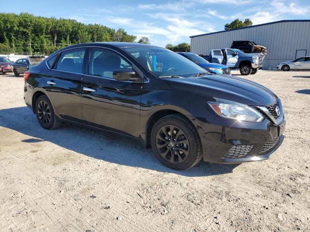 3N1AB7AP4JY307703 - 2018 NISSAN SENTRA S Schwarz Foto 4