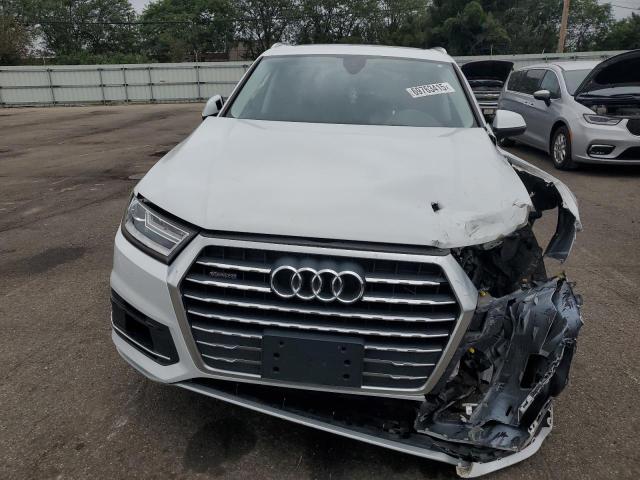 WA1LAAF72HD024965 - 2017 AUDI Q7 PREMIUM PLUS Biały zdjęcie 5