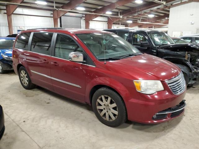 2A4RR8DG4BR640671 - 2011 CHRYSLER TOWN & COU TOURING L RED photo 4