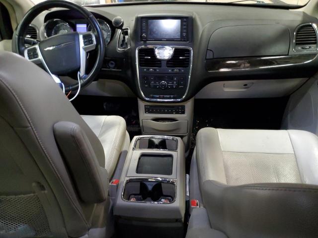 2A4RR8DG4BR640671 - 2011 CHRYSLER TOWN & COU TOURING L RED photo 8