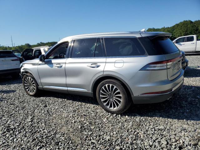 5LM5J7XCXLGL01231 - 2020 LINCOLN AVIATOR RESERVE Silber Foto 2
