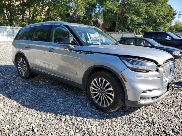 5LM5J7XCXLGL01231 - 2020 LINCOLN AVIATOR RESERVE Silber Foto 4