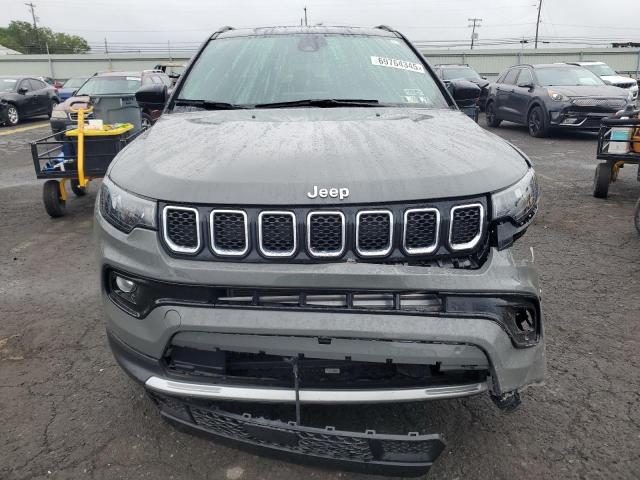 3C4NJDCN7RT592921 - 2024 JEEP COMPASS LIMITED 灰色 照片 5