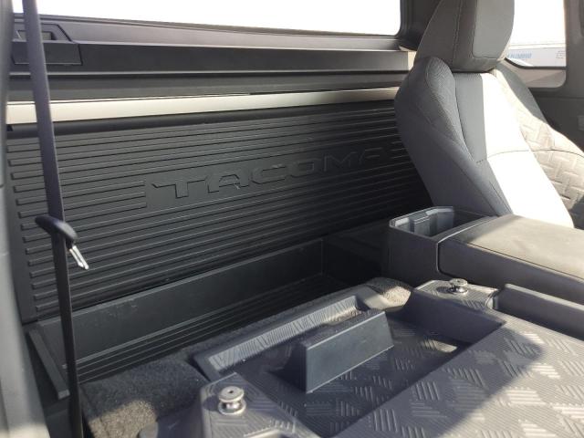 3TYJDAHNXST024390 - 2025 TOYOTA TACOMA XTRACAB WHITE photo 10