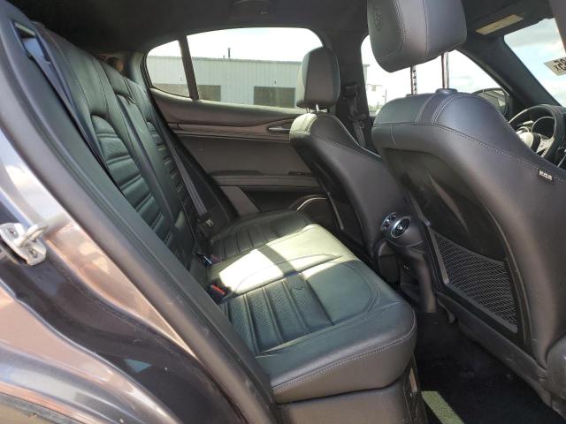 ZASFAKNN8J7B82313 - 2018 ALFA ROMEO STELVIO TI SPORT CHARCOAL photo 11