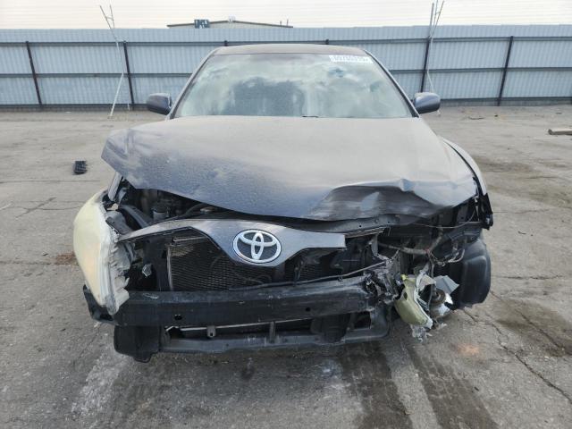 4T4BF3EK4BR139614 - 2011 TOYOTA CAMRY BASE GRAY photo 5