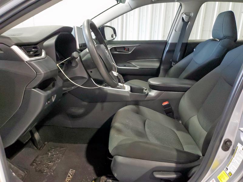 2T3H1RFV0PC217742 - 2023 TOYOTA RAV4 LE ვერცხლისფერი ფოტო 7