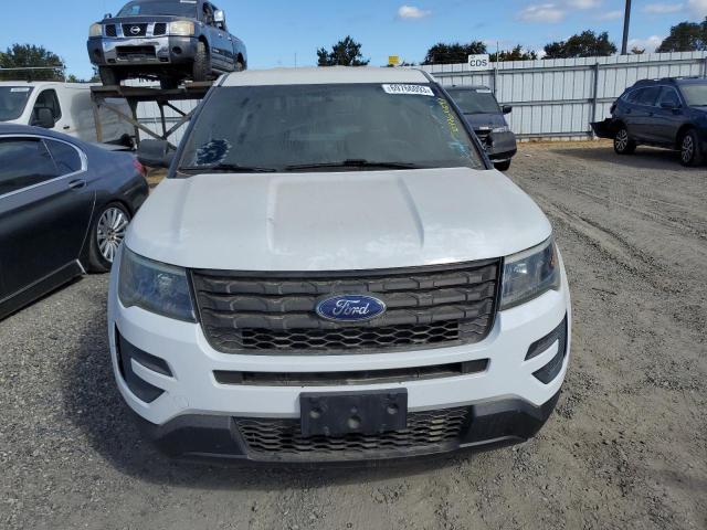 1FM5K8AR6GGA01677 - 2016 FORD EXPLORER POLICE INTERCEPTOR თეთრი ფოტო 5