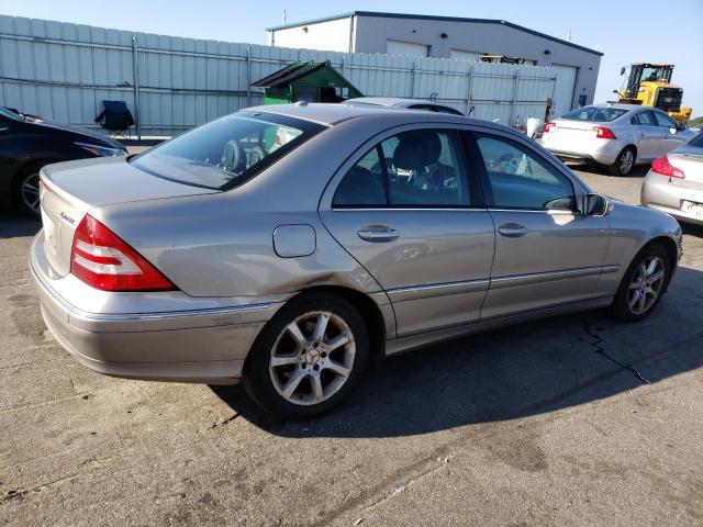 WDBRF92H27F904970 - 2007 MERCEDES-BENZ C 280 4MATIC GRAY photo 3