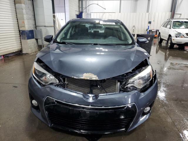 5YFBURHE8FP204075 - 2015 TOYOTA COROLLA L BLUE photo 5