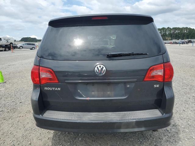 2C4RVABG0CR127592 - 2012 VOLKSWAGEN ROUTAN SE BLACK photo 6