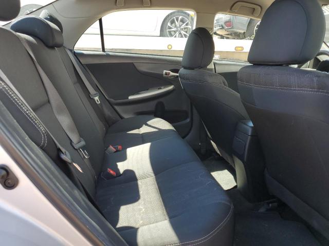 5YFBU4EE2DP193031 - 2013 TOYOTA COROLLA BASE Արծաթագույն լուսանկար 10