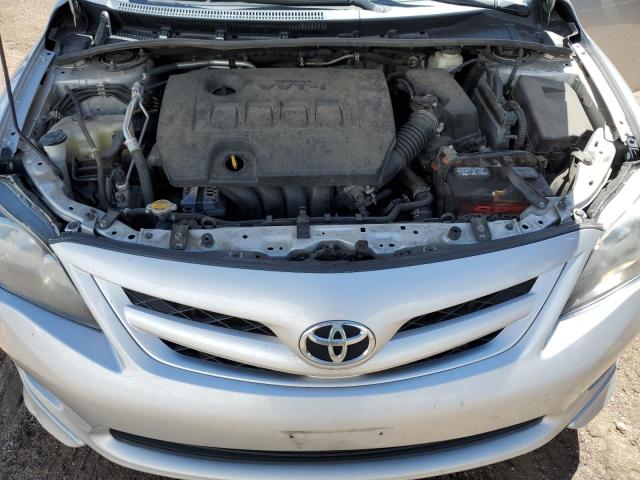 5YFBU4EE2DP193031 - 2013 TOYOTA COROLLA BASE Արծաթագույն լուսանկար 11