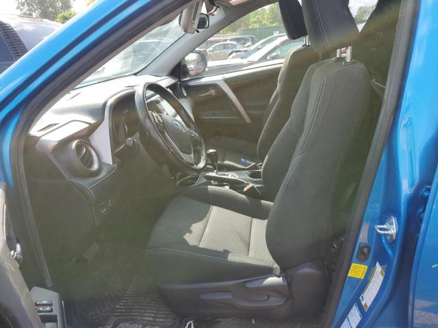 JTMRJREV0JD205051 - 2018 TOYOTA RAV4 HV LE BLUE photo 7