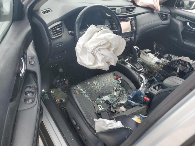 JN8AT2MTXHW403203 - 2017 NISSAN ROGUE S SILVER photo 8