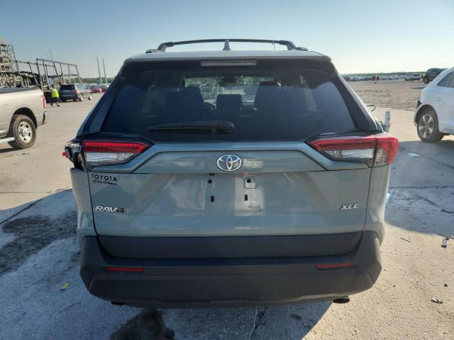 2T3W1RFV5PW278929 - 2023 TOYOTA RAV4 XLE GRAY photo 6