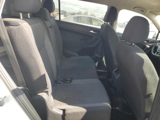 3VV1B7AX1JM163159 - 2018 VOLKSWAGEN TIGUAN S Белый фото 11