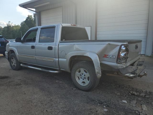 2GCEK13ZX71132360 - 2007 CHEVROLET SILVERADO K1500 CLASSIC CREW CAB SILVER photo 2