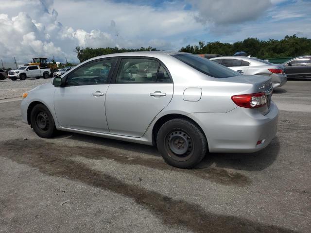 JTDBU4EE6B9155515 - 2011 TOYOTA COROLLA BASE Արծաթագույն լուսանկար 2