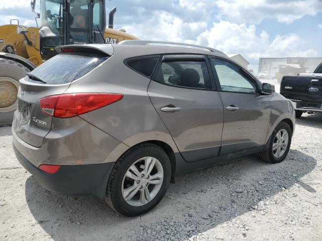 KM8JU3AC7BU300838 - 2011 HYUNDAI TUCSON GLS GRAY photo 3