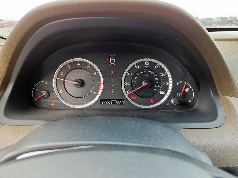 1HGCP26449A027984 - 2009 HONDA ACCORD LXP BLACK photo 9