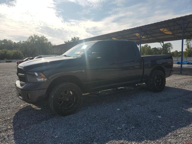 2013 RAM 1500 SLT, 
