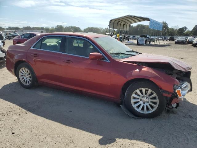 2C3CCAAG1CH312080 - 2012 CHRYSLER 300 RED photo 4