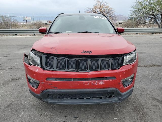 3C4NJCBB4JT499926 - 2018 JEEP COMPASS LATITUDE Rouge photo 5