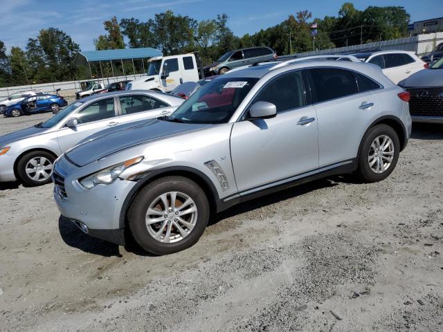 2016 INFINITI QX70, 