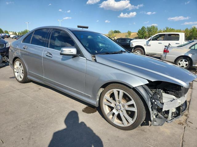 WDDGF5EB6BF652650 - 2011 MERCEDES-BENZ C 300 银色 照片 4