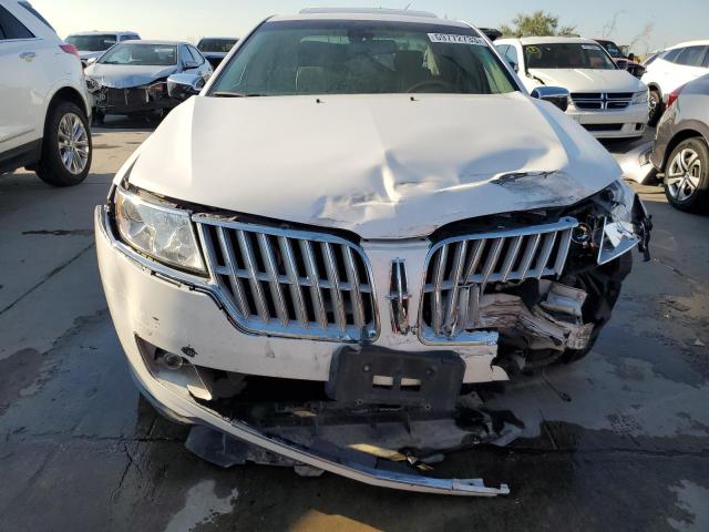 3LNDL2L33BR762490 - 2011 LINCOLN MKZ HYBRID WHITE photo 5