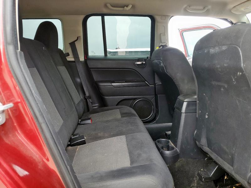 1C4NJPBA9ED849898 - 2014 JEEP PATRIOT SPORT Rot Foto 11