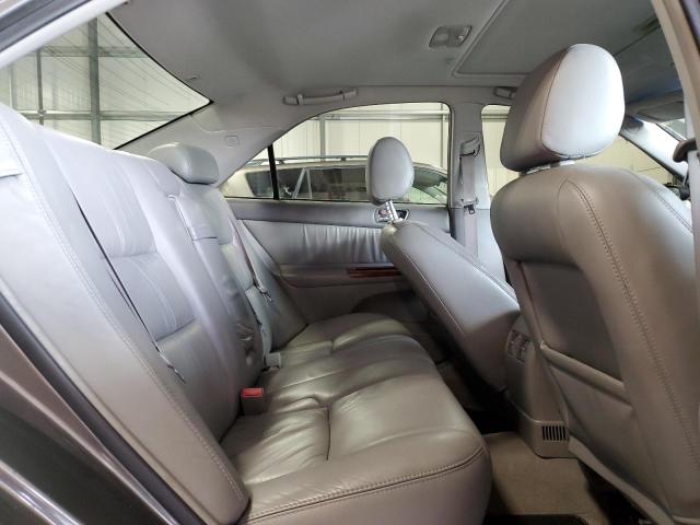 4T1BF30K62U530815 - 2002 TOYOTA CAMRY LE GRAY photo 10