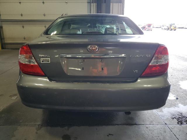 4T1BF30K62U530815 - 2002 TOYOTA CAMRY LE GRAY photo 6