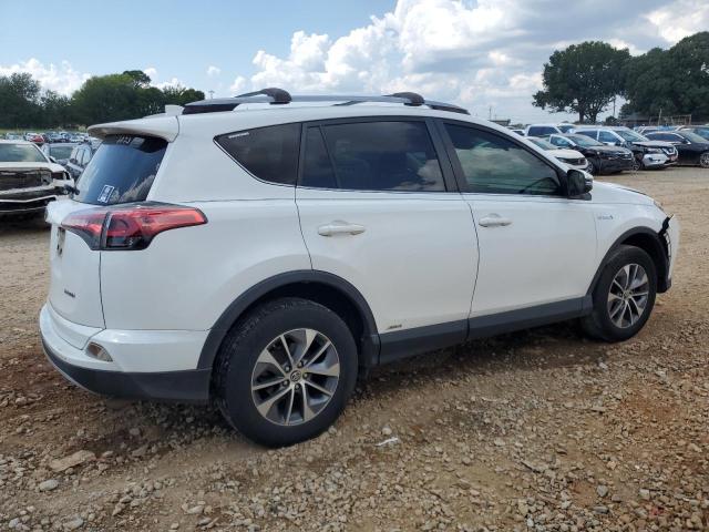 JTMRJREV7JD193478 - 2018 TOYOTA RAV4 HV LE Белый фото 3