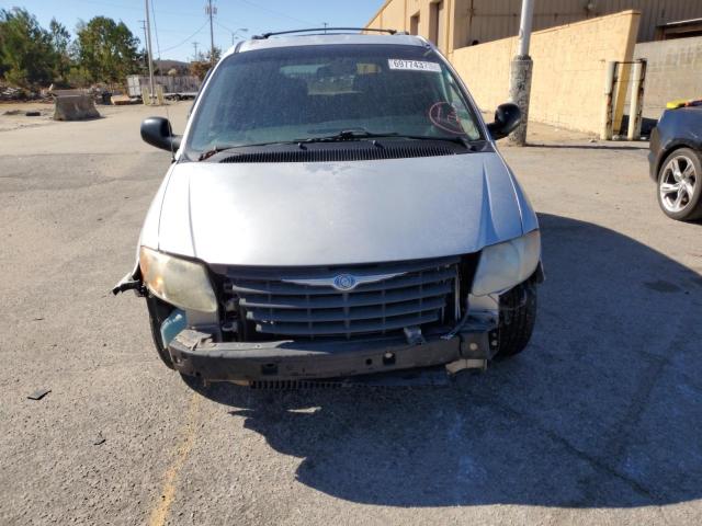 1A4GJ45R27B118473 - 2007 CHRYSLER TOWN & COU LX SILVER photo 5