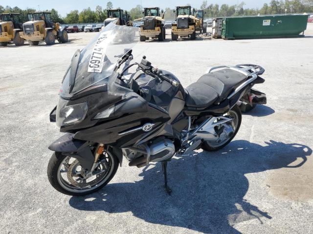 WB10A130XEZ191327 - 2014 BMW R1200 RT PURPLE photo 2