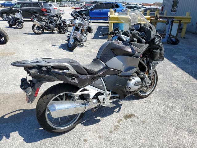 WB10A130XEZ191327 - 2014 BMW R1200 RT PURPLE photo 4