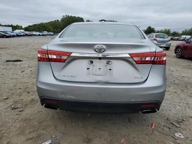 4T1BK1EB8FU163107 - 2015 TOYOTA AVALON XLE ვერცხლისფერი ფოტო 6