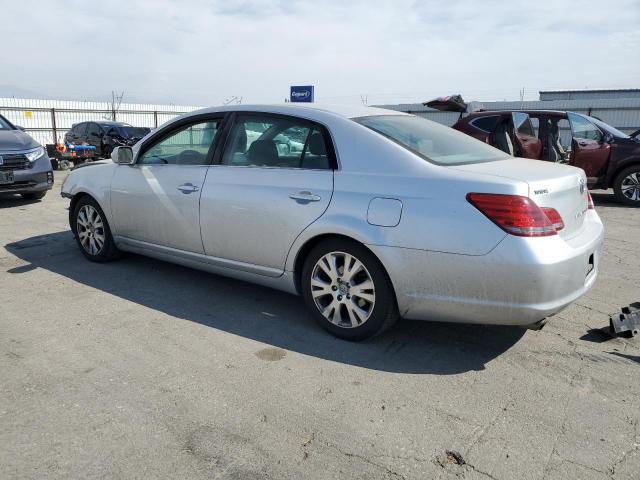 4T1BK36B18U310784 - 2008 TOYOTA AVALON XL SILVER photo 2