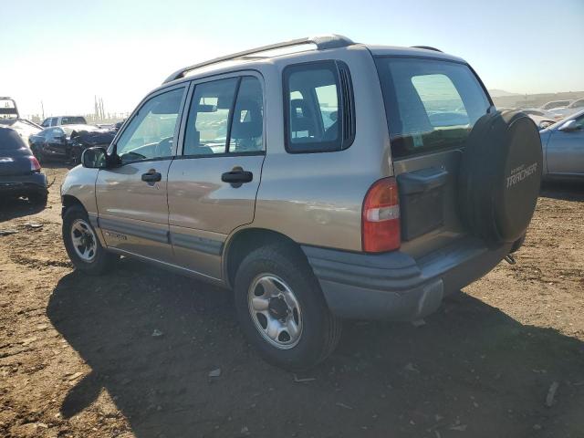 2CNBE13C826938999 - 2002 CHEVROLET TRACKER GOLD photo 2