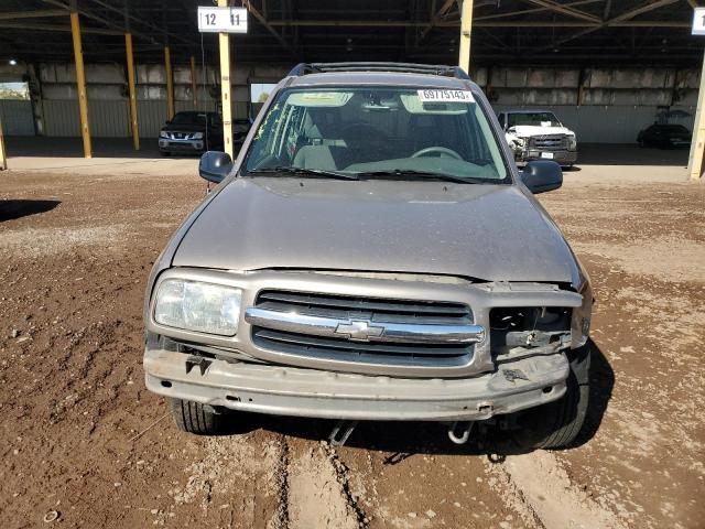 2CNBE13C826938999 - 2002 CHEVROLET TRACKER GOLD photo 5