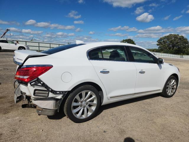 1G4GB5G33GF113112 - 2016 BUICK LACROSSE WHITE photo 3