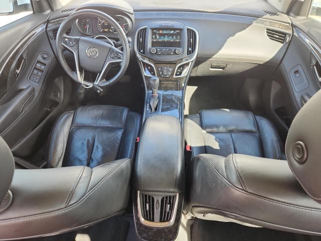 1G4GB5G33GF113112 - 2016 BUICK LACROSSE WHITE photo 8